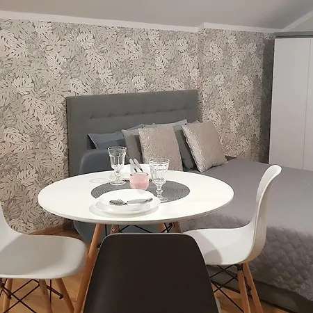 Siodme Niebo-Komfortowe Pokoje Nad Samym Morzem Стеґна Екстер'єр фото
